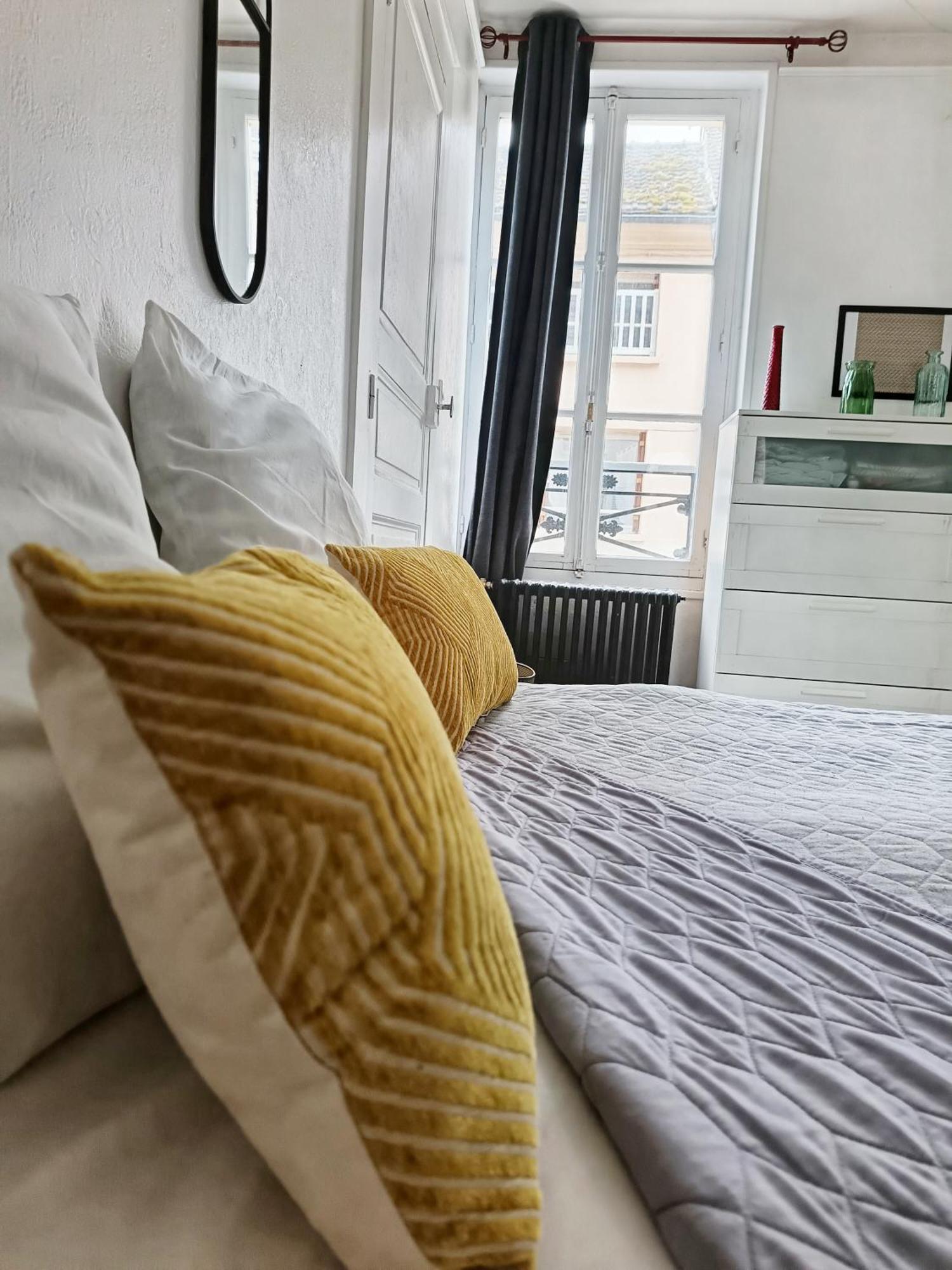 Rooms Home Csm Suites Privees Entre Paris Et Reims Charly-sur-Marne Extérieur photo