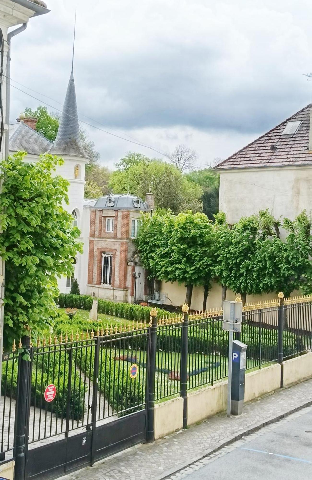 Rooms Home Csm Suites Privees Entre Paris Et Reims Charly-sur-Marne Extérieur photo